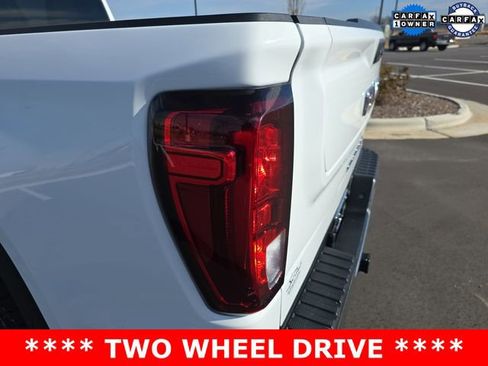 Used 2024 GMC Sierra 1500 SLE RWD image 25