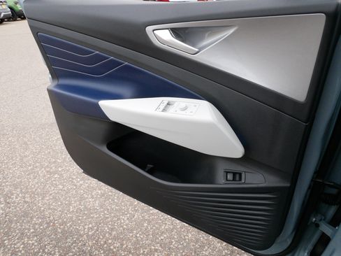 Certified 2023 Volkswagen ID.4 Pro S AWD/4WD image 26