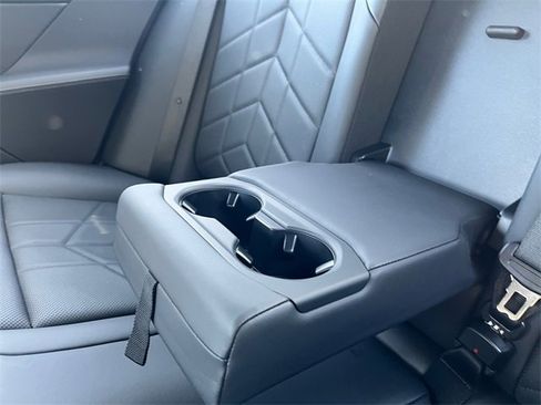 Certified 2025 BMW i5 xDrive40 w/ Premium Package image 37