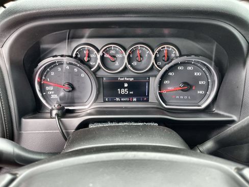 Used 2021 Chevrolet Silverado 1500 LT w/ Safety Package II AWD/4WD image 11