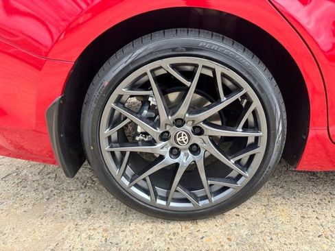 Used 2025 Toyota Camry XSE image 9