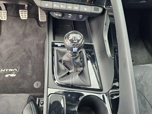 Certified 2025 Hyundai Elantra N FWD image 23