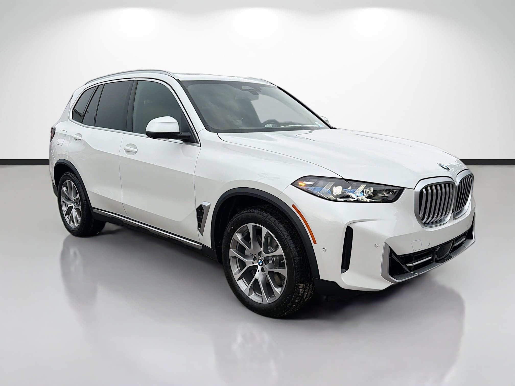 New 2026 BMW X5 xDrive40i w/ Premium Package AWD/4WD image 1