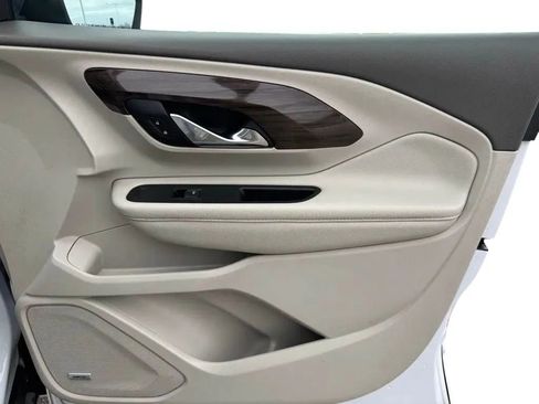 Used 2020 GMC Terrain Denali w/ Denali Premium Package image 15