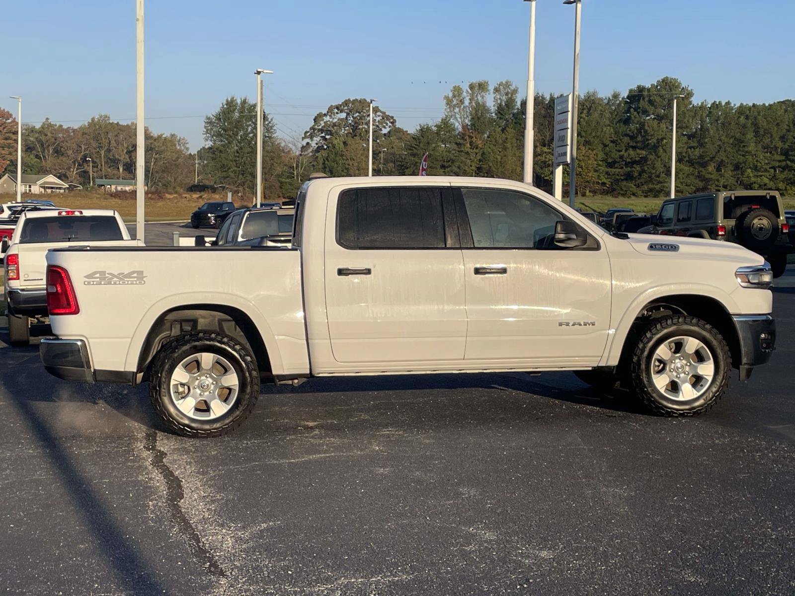 Used 2025 RAM 1500 Big Horn AWD/4WD image 30