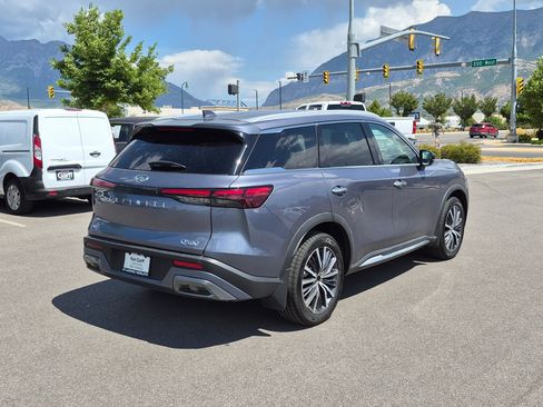 Used 2023 INFINITI QX60 Sensory AWD/4WD image 3