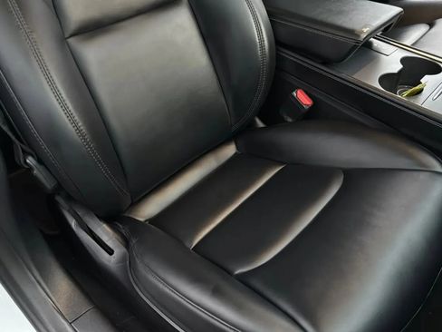 Used 2022 Tesla Model 3 Long Range AWD/4WD image 11