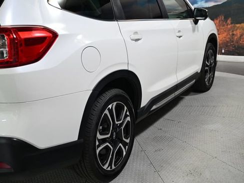 Used 2023 Subaru Ascent Limited w/ Technology Package AWD/4WD image 9
