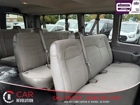 Used 2020 GMC Savana 3500 LT w/ LT Preferred Equipment Group image 11
