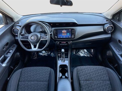 Used 2022 Nissan Kicks SV image 20