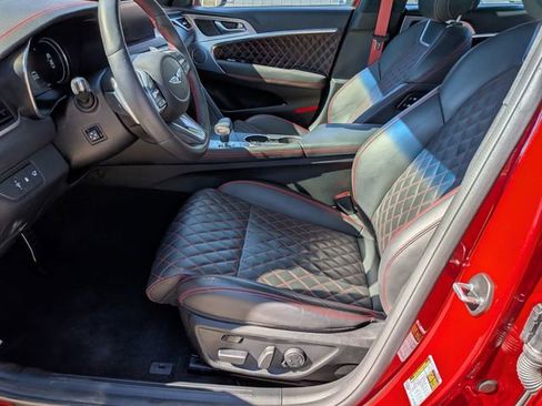 Used 2023 Genesis G70 3.3T w/ Sport Prestige Package image 11