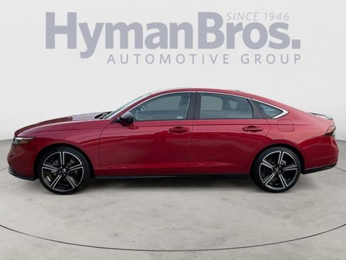Used 2025 Honda Accord Sport image 6