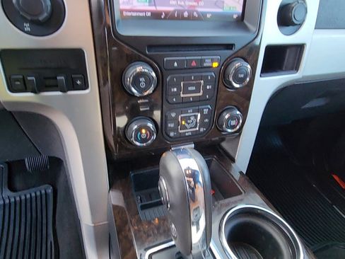 Used 2013 Ford F150 Platinum image 24