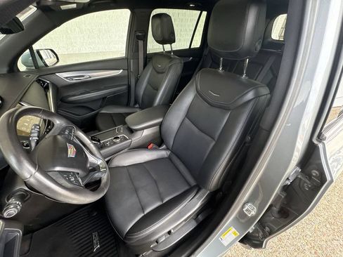 Certified 2024 Cadillac XT6 Luxury AWD/4WD image 19