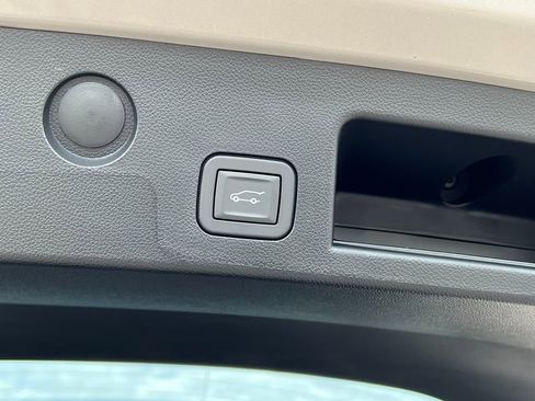 New 2026 GMC Terrain Elevation w/ Elevation Premium Package image 34