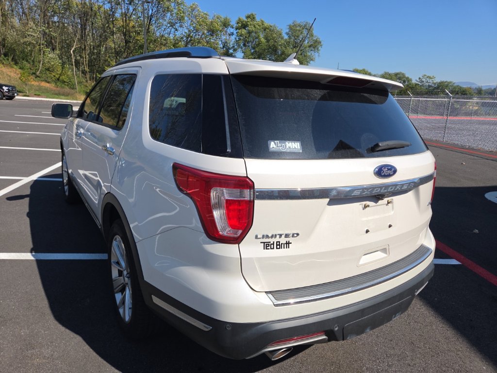Used 2019 Ford Explorer Limited w/ Ford Safe & Smart Package AWD/4WD image 9