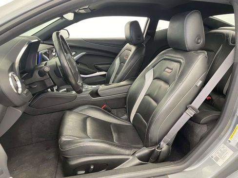Used 2022 Chevrolet Camaro SS RWD image 13