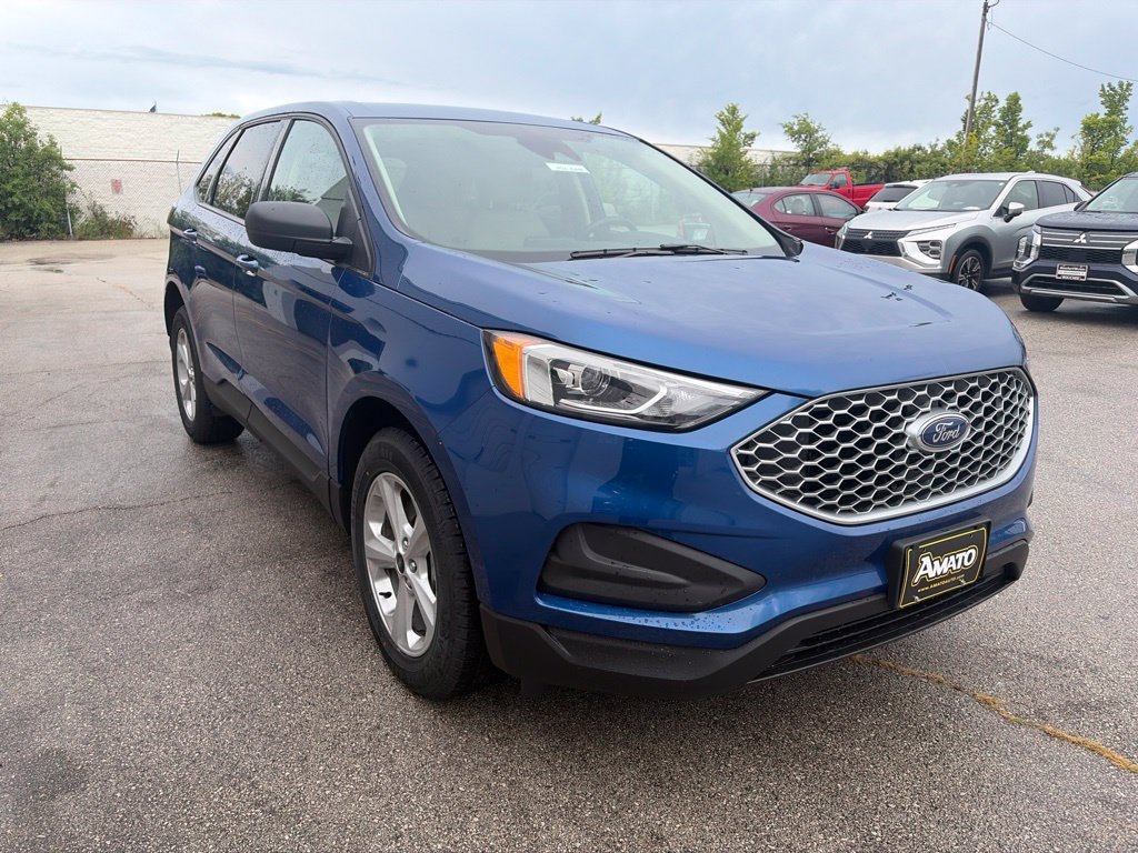 Used 2024 Ford Edge SE w/ Cargo Accessory Package AWD/4WD image 8