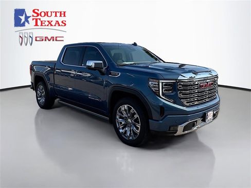 Used 2025 GMC Sierra 1500 Denali w/ Denali Reserve Package image 1