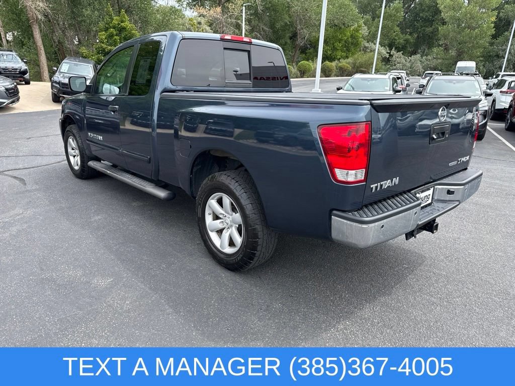 Used 2014 Nissan Titan SV w/ SV Value Truck Package AWD/4WD image 6