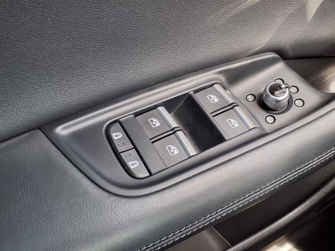 Used 2022 Audi Q7 3.0T Premium Plus AWD/4WD image 9