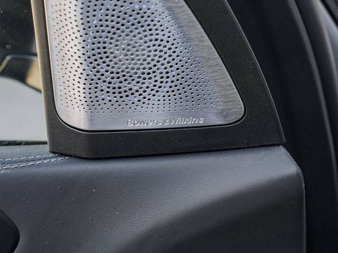 Certified 2025 BMW X7 M60i image 10