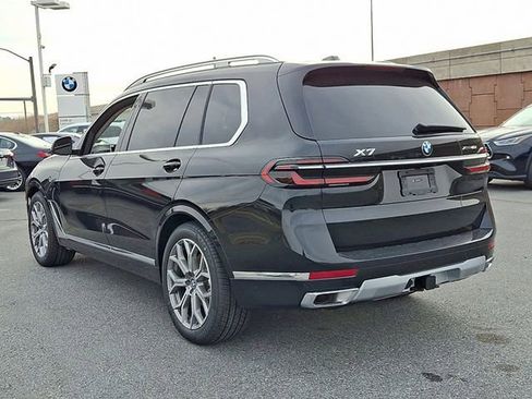 Certified 2026 BMW X7 xDrive40i AWD/4WD image 3