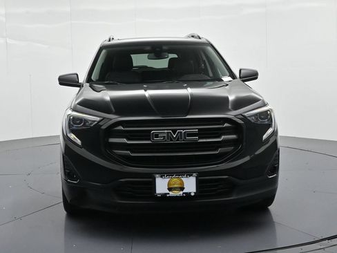 Used 2021 GMC Terrain SLT w/ Infotainment Package II FWD image 3