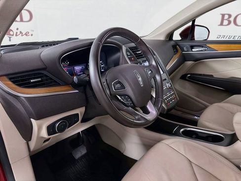 Certified 2019 Lincoln MKC Select w/ Select Plus Package FWD image 11