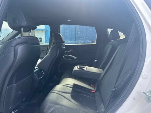 Used 2025 Acura RDX SH-AWD image 6
