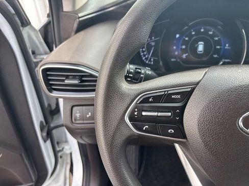 Used 2019 Hyundai Santa Fe SEL FWD image 17