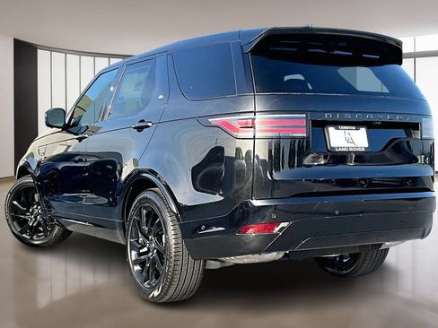 Used 2025 Land Rover Discovery Dynamic SE AWD/4WD image 3