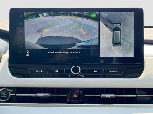 New 2025 Mitsubishi Outlander SE image 14