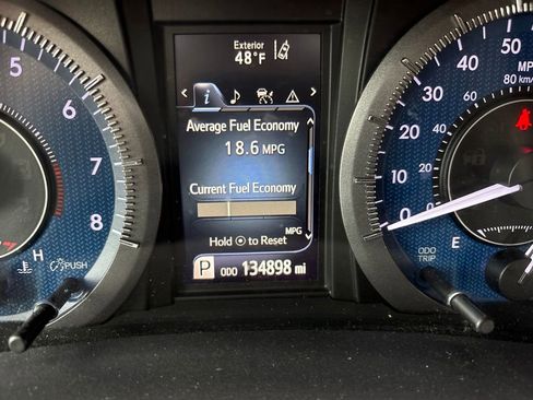 Used 2019 Toyota Sienna LE FWD image 30