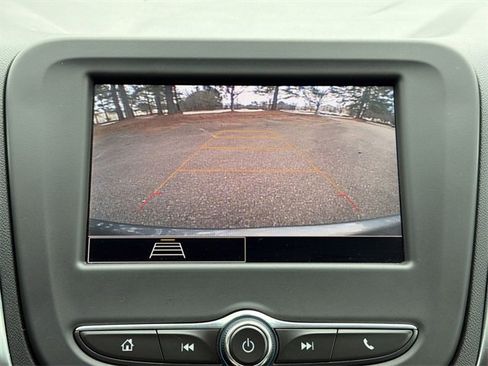 Used 2024 Chevrolet Equinox LT image 17