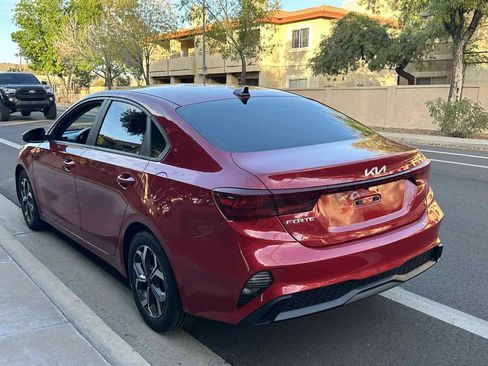 Used 2022 Kia Forte LXS w/ LXS Technology Package image 6