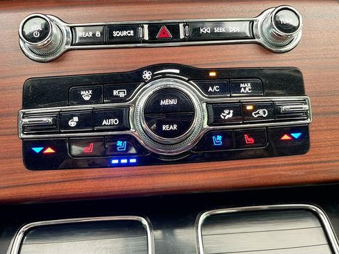 Used 2023 Lincoln Aviator Reserve w/ Equipment Group 201A AWD/4WD image 16