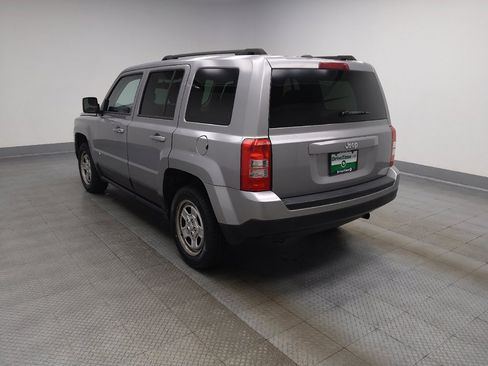 Used 2017 Jeep Patriot Sport w/ Power Value Group FWD image 5