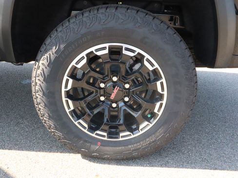 New 2026 GMC Canyon AT4 w/ Technology Plus Package image 22