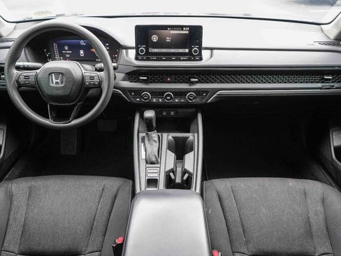 Used 2023 Honda Accord EX image 13