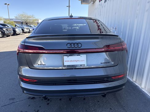 Used 2023 Audi e-tron Premium w/ Convenience Plus Package image 9