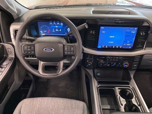 Used 2026 Ford F250 XLT w/ XLT Premium Package AWD/4WD image 11