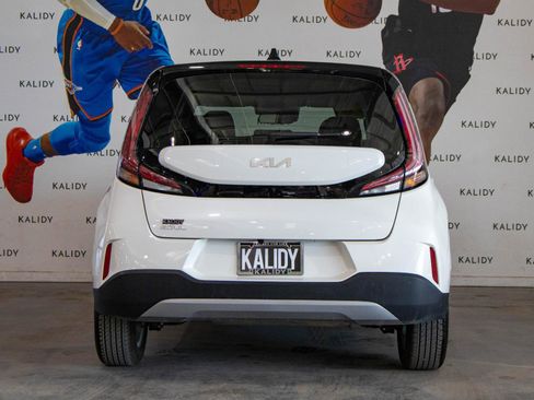 Used 2025 Kia Soul S image 22