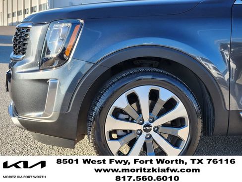 Certified 2022 Kia Telluride EX w/ EX Premium Package FWD image 8
