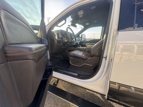 Used 2024 Ford F350 King Ranch image 12