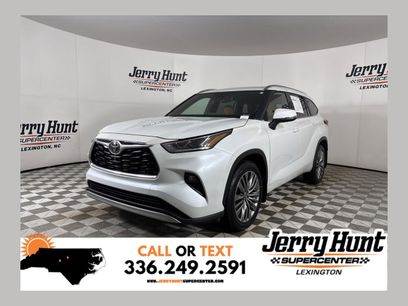 Used 2022 Toyota Highlander Platinum