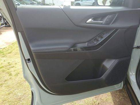 New 2026 Chevrolet Equinox LT w/ Midnight Edition image 18