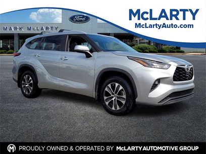 Used 2023 Toyota Highlander XLE