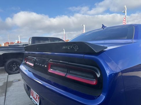 Used 2018 Dodge Challenger SRT Hellcat image 17