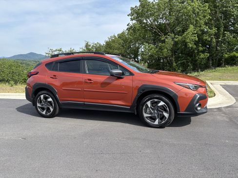 Certified 2025 Subaru Crosstrek 2.5i Limited w/ Popular Package #4A AWD/4WD image 7